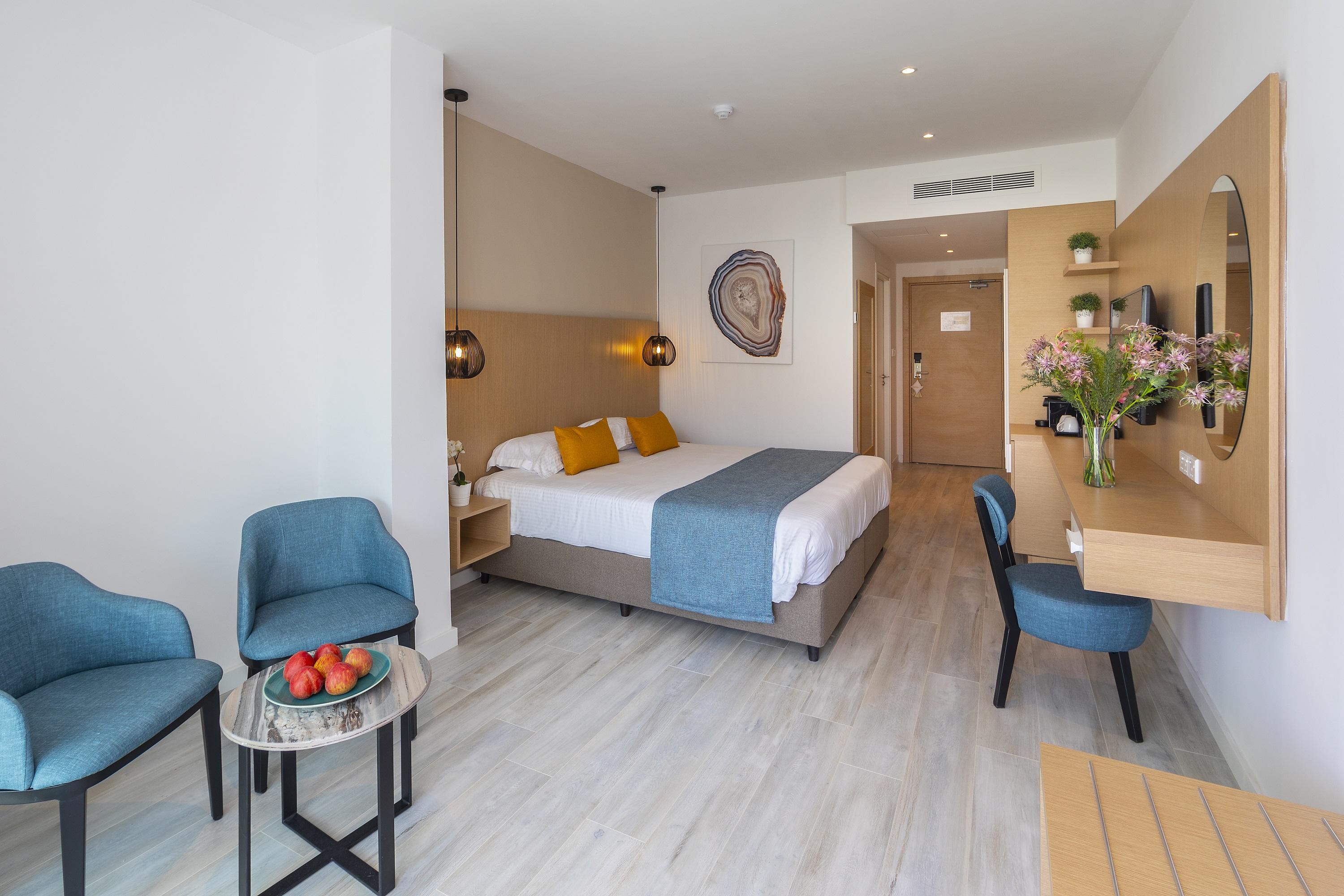 Leonardo Crystal Cove Hotel & Spa - Adults Only Protaras Exterior foto