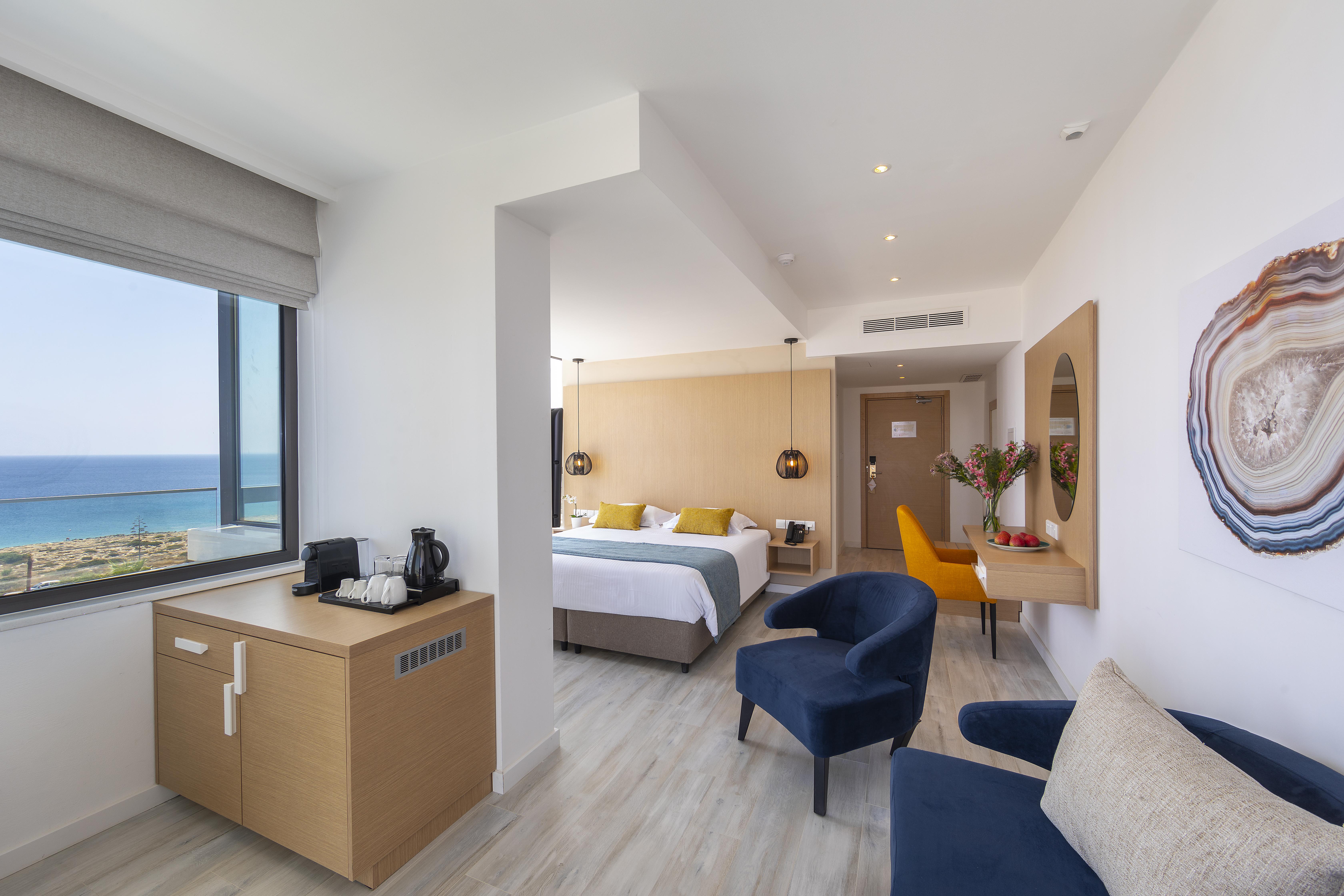 Leonardo Crystal Cove Hotel & Spa - Adults Only Protaras Exterior foto