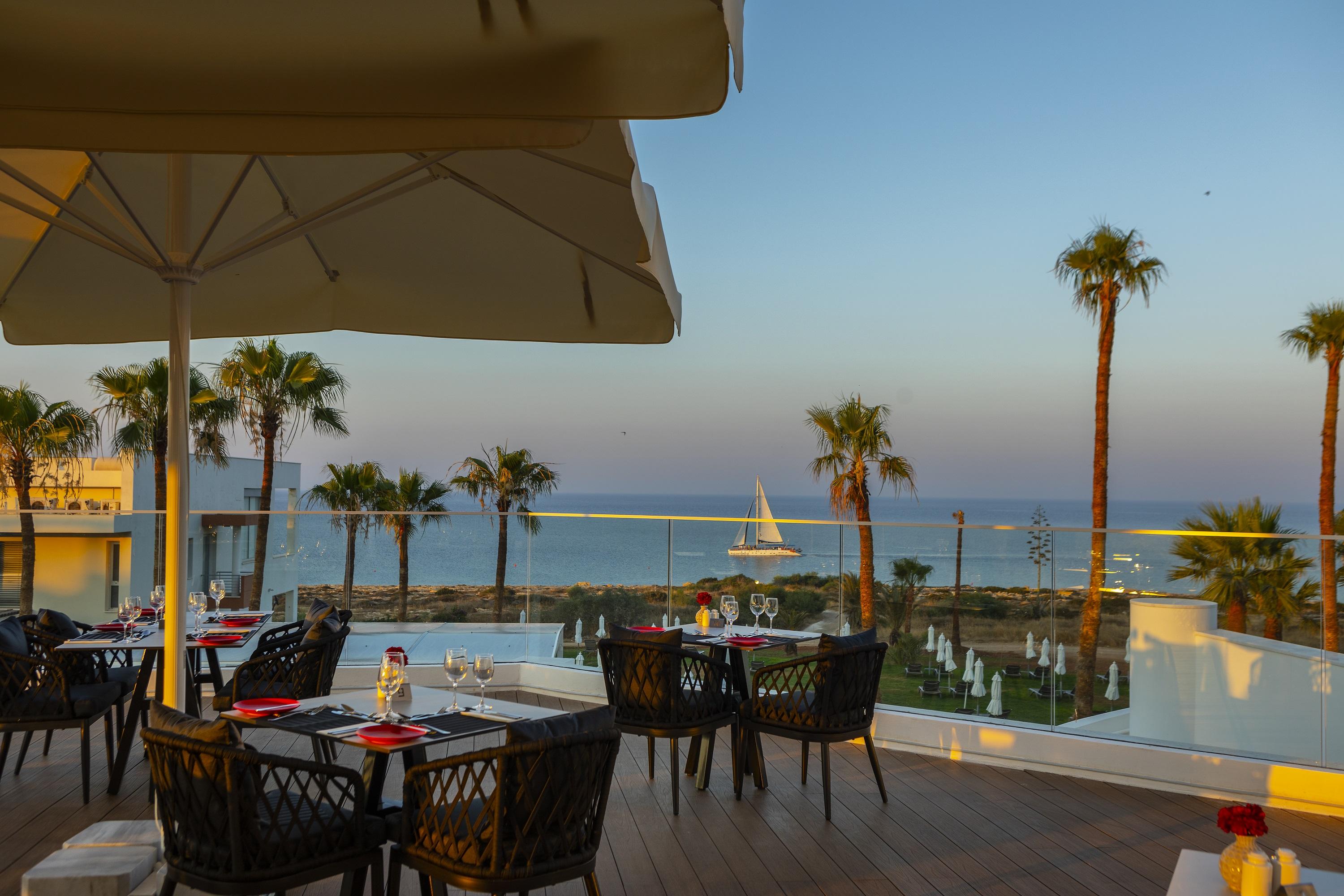 Leonardo Crystal Cove Hotel & Spa - Adults Only Protaras Exterior foto